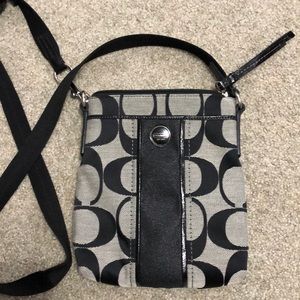 Like new coach slouch bag